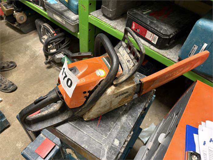 4 Benzin-Kettensägen Stihl MS211